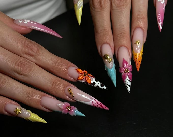 Custom Tropical Floral Press On Nails, Leopard Print Gradient Star Gold Beads Trendy Vacation Nails