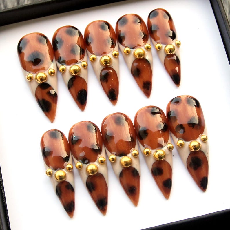 Regal Holiday Elegance Press On Nails