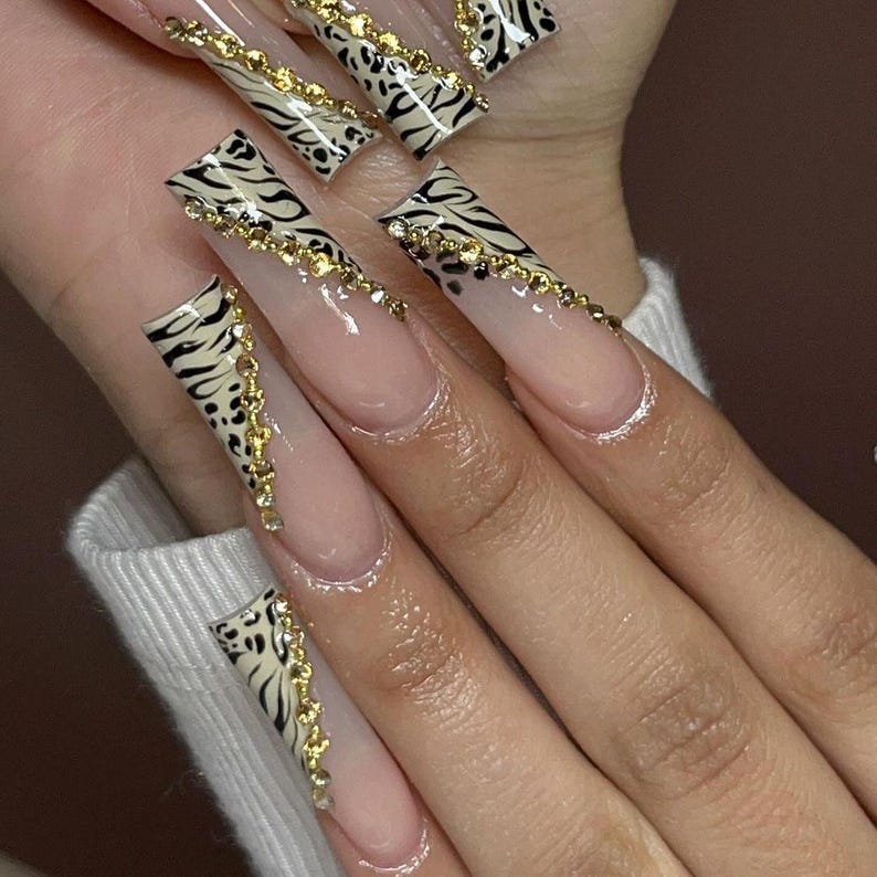Elegant French Wild Pattern Press On Nails