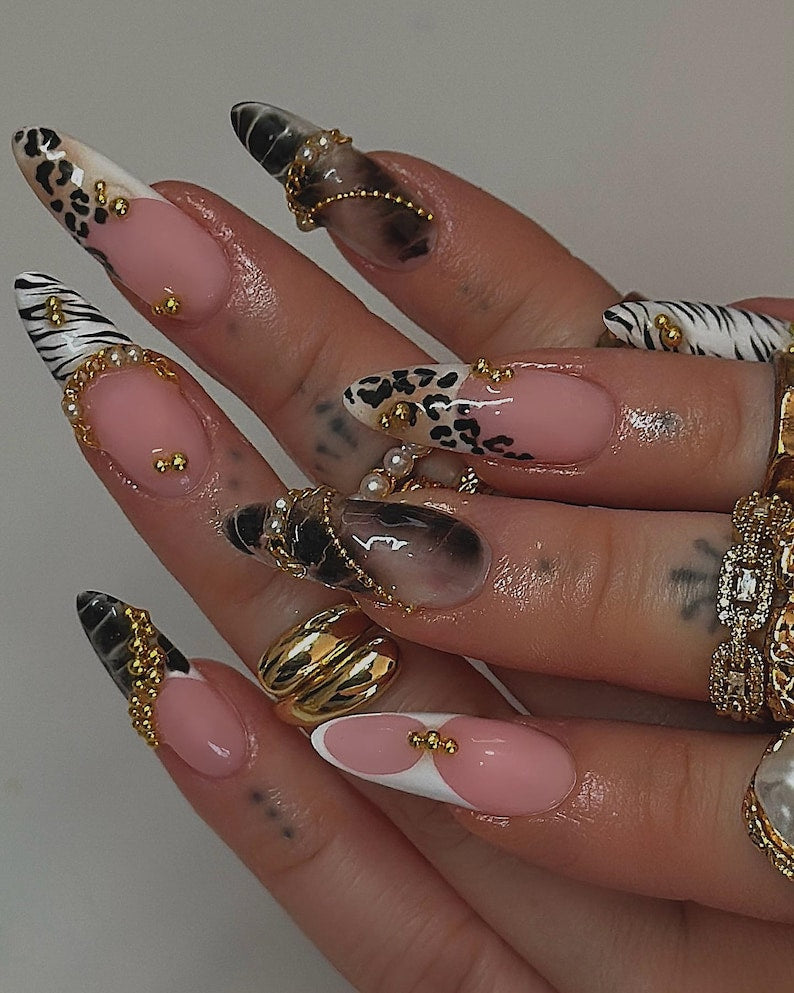 Artisan Marble Press On Nails