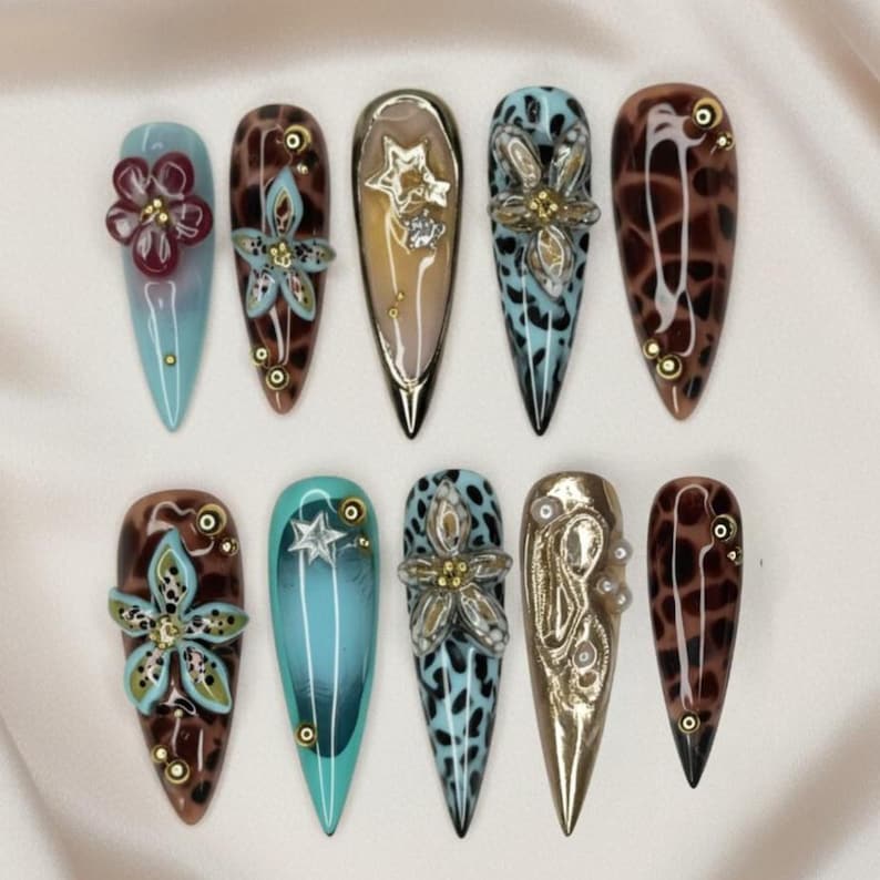 Botanical Garden Press On Nails