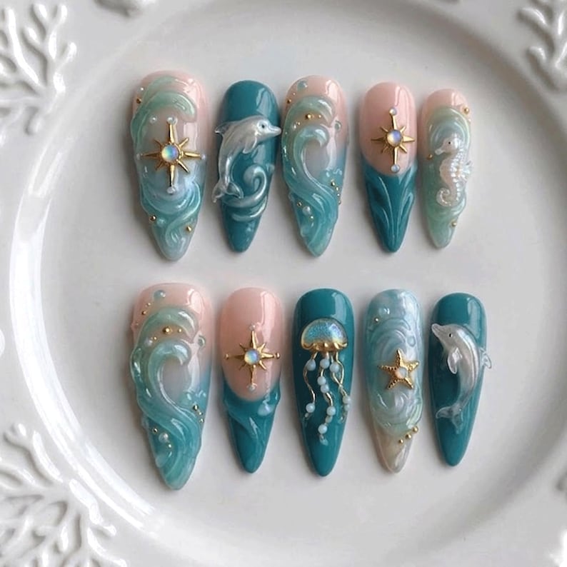 Coastal Wave Serenity Press On Nails