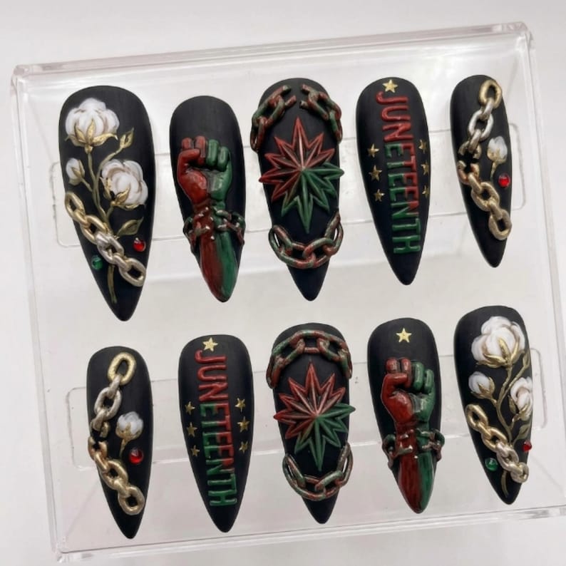 Elegant Botanical Heritage Press On Nails