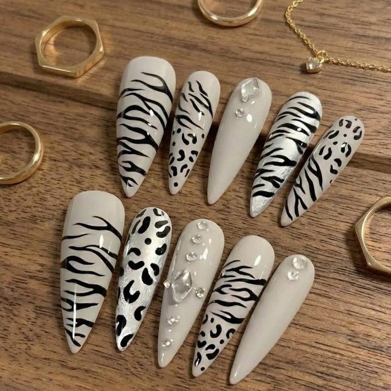 Luxury Crystal Accent Press On Nails