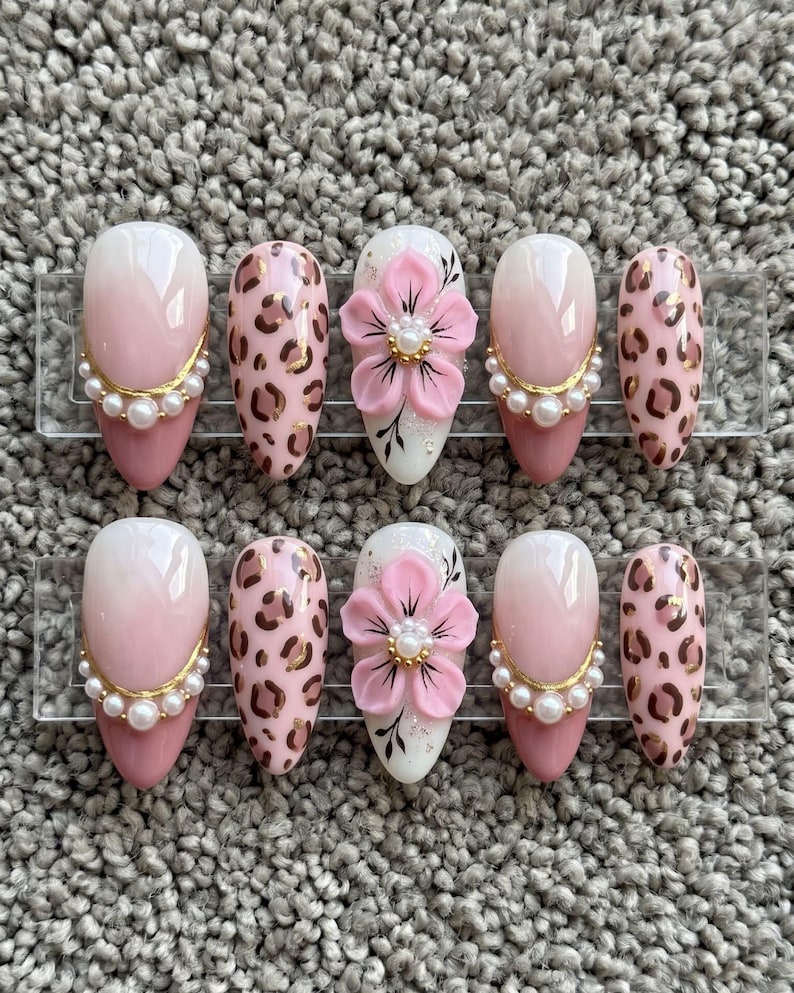 Elegant Nature Glow Press On Nails