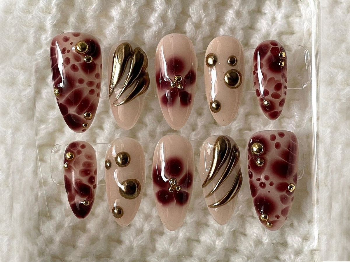 Golden Glam Leopard Press On Nails | Bold and Elegant Leopard Fake Nails | Wild Glamour Nail Art | Classy Nail Polish | Chic Nails | OB524Y